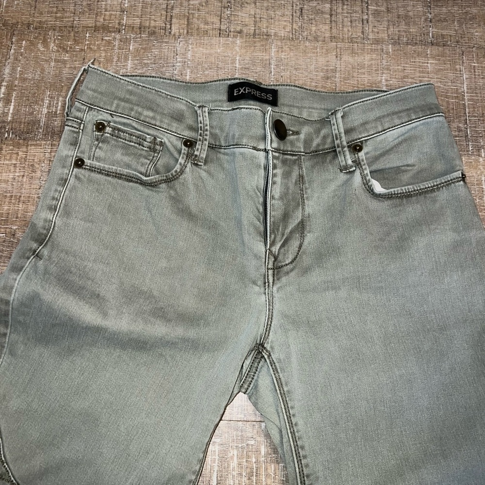 Express Skinny Jeans - Picture 7 of 16